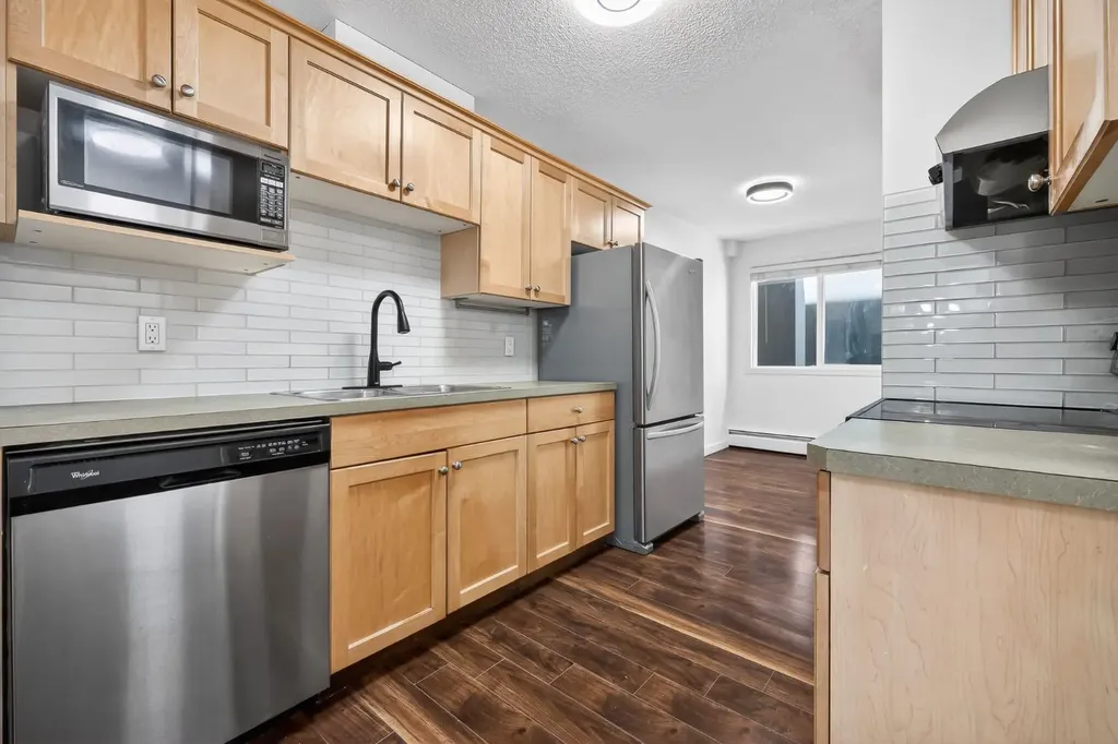 835 19 Avenue SW Calgary AB T2T0H6