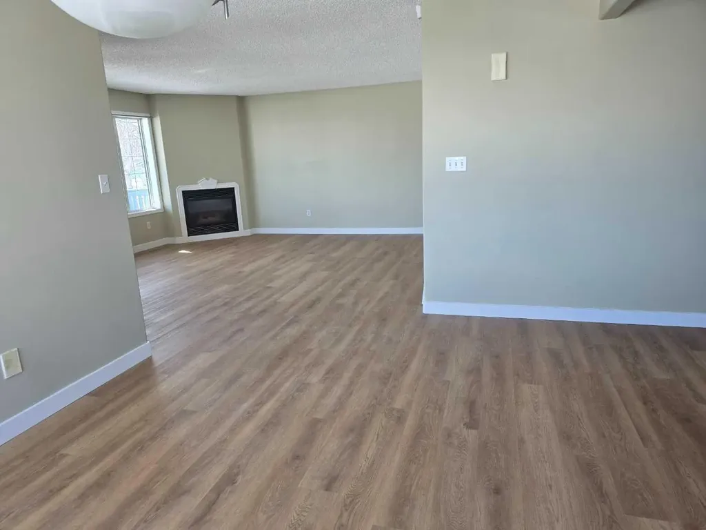 100 Sirius Avenue Fort Mcmurray AB T9H 5E1
