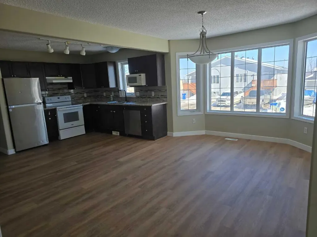 100 Sirius Avenue Fort Mcmurray AB T9H 5E1