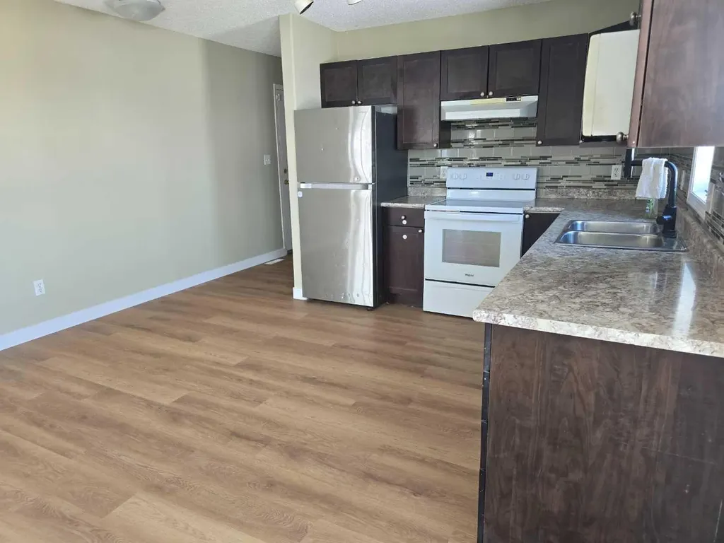 100 Sirius Avenue Fort Mcmurray AB T9H 5E1