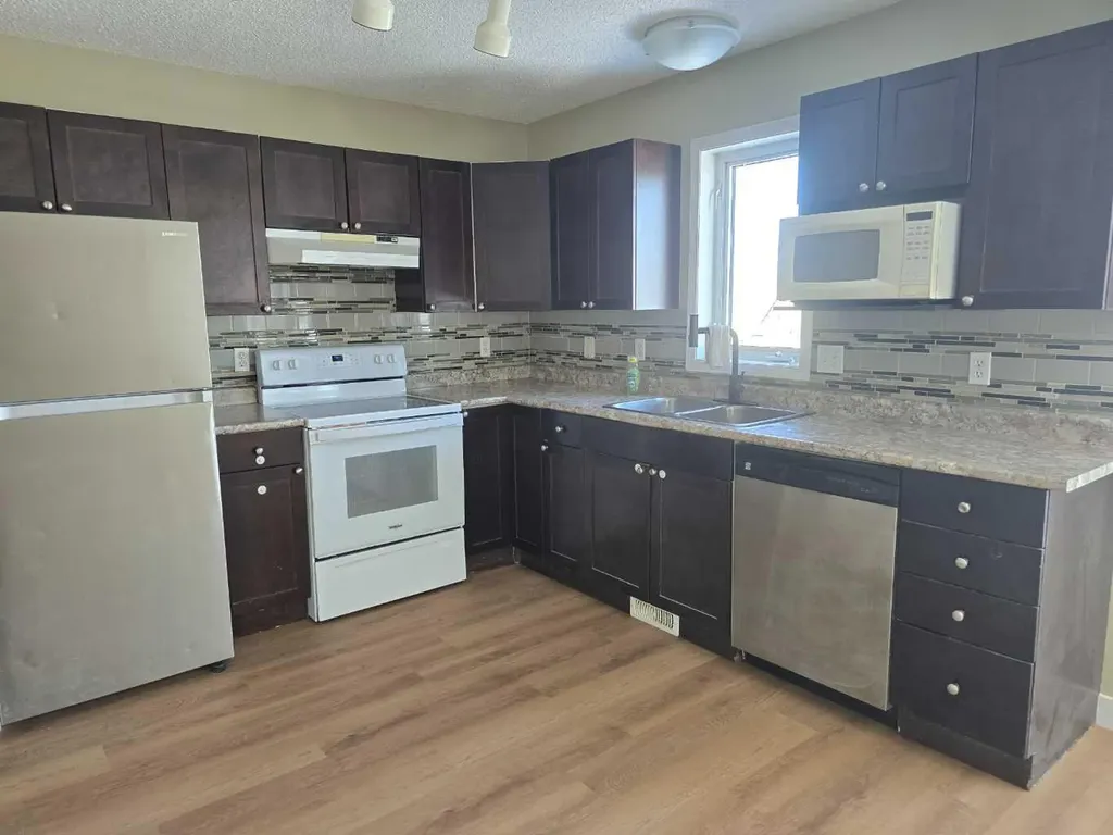 100 Sirius Avenue Fort Mcmurray AB T9H 5E1