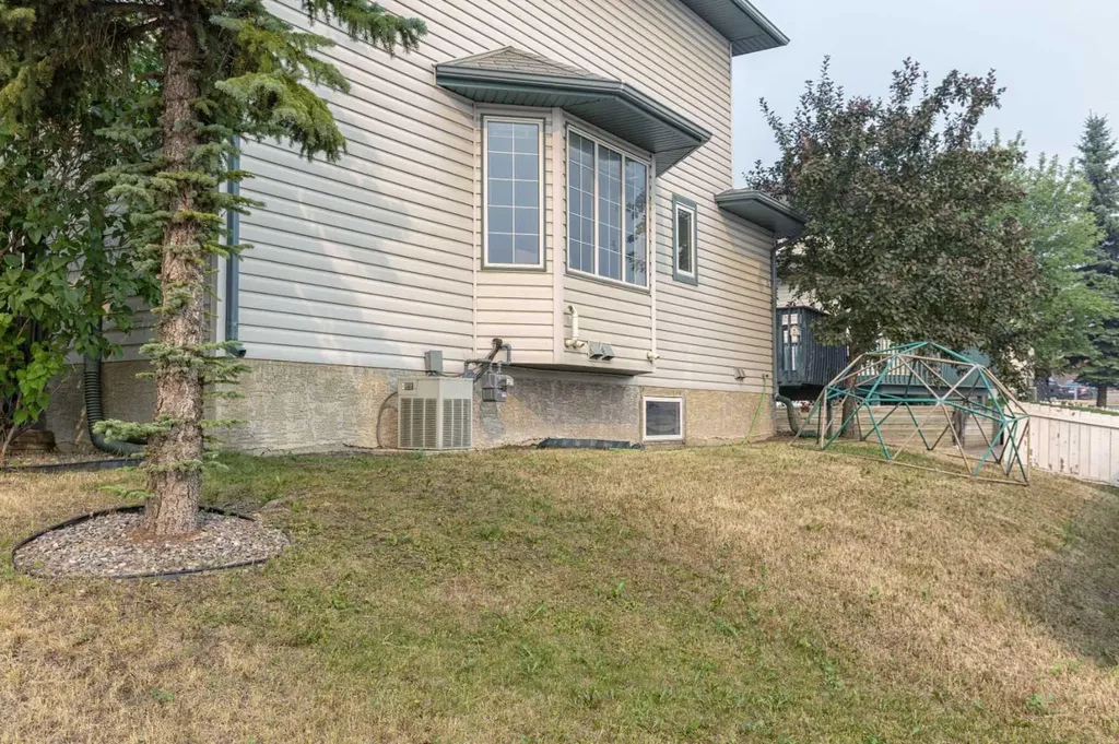 100 Sirius Avenue Fort Mcmurray AB T9H 5E1