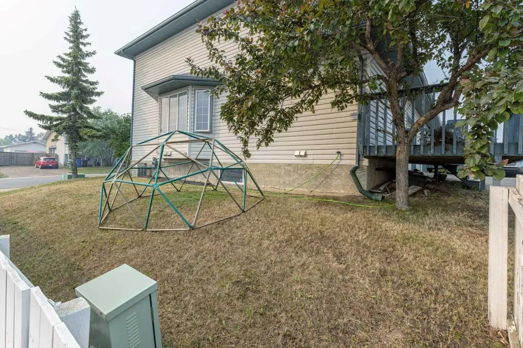 100 Sirius Avenue Fort Mcmurray AB T9H 5E1
