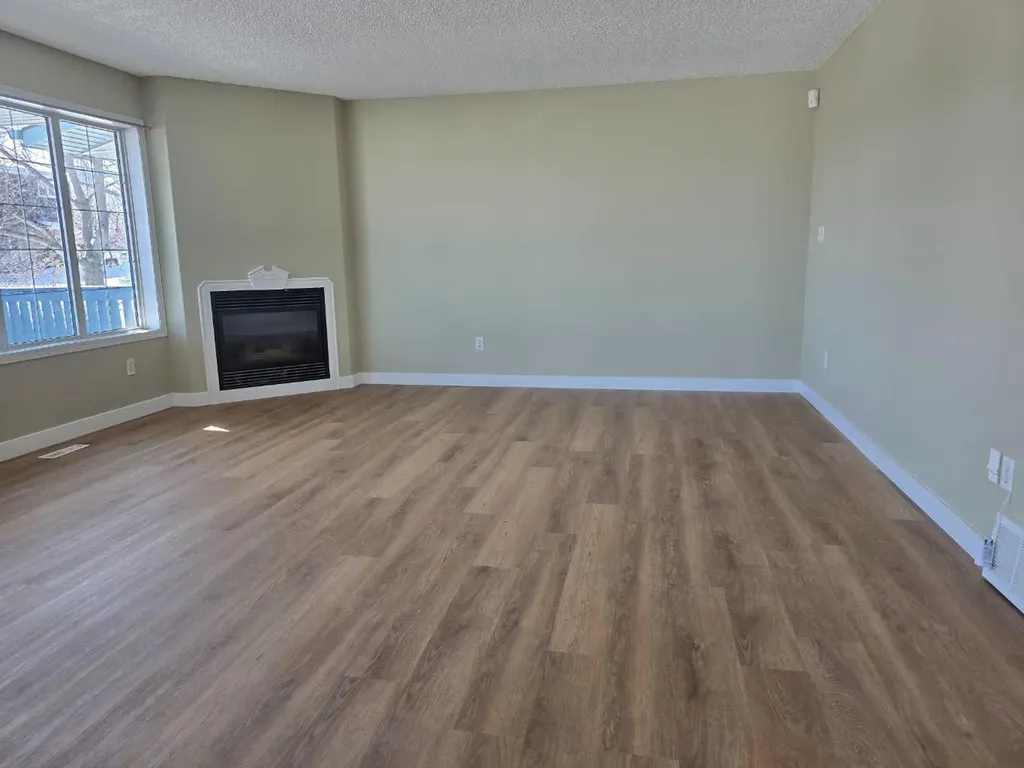 100 Sirius Avenue Fort Mcmurray AB T9H 5E1