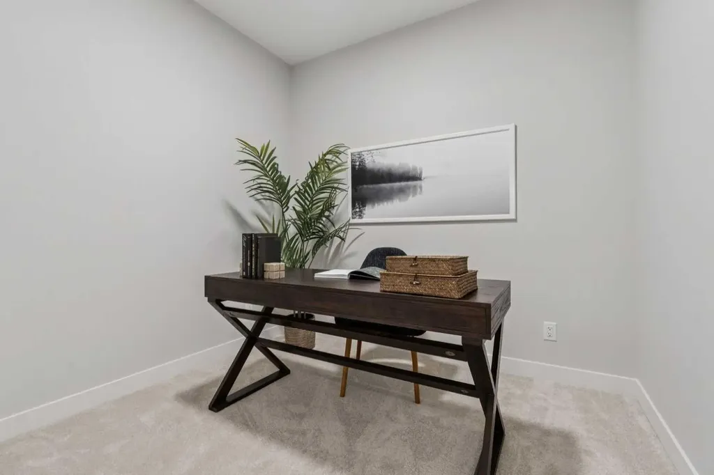 655 Shawnee Square SW Calgary AB T2Y 1E3