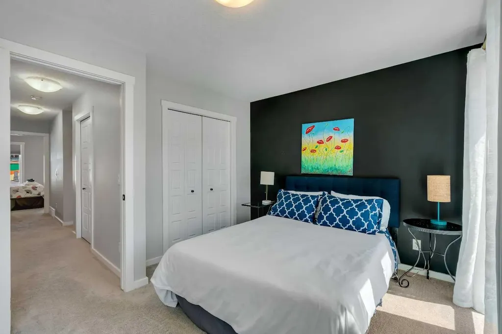 19500 37 Street SE Calgary AB T3M 2W9