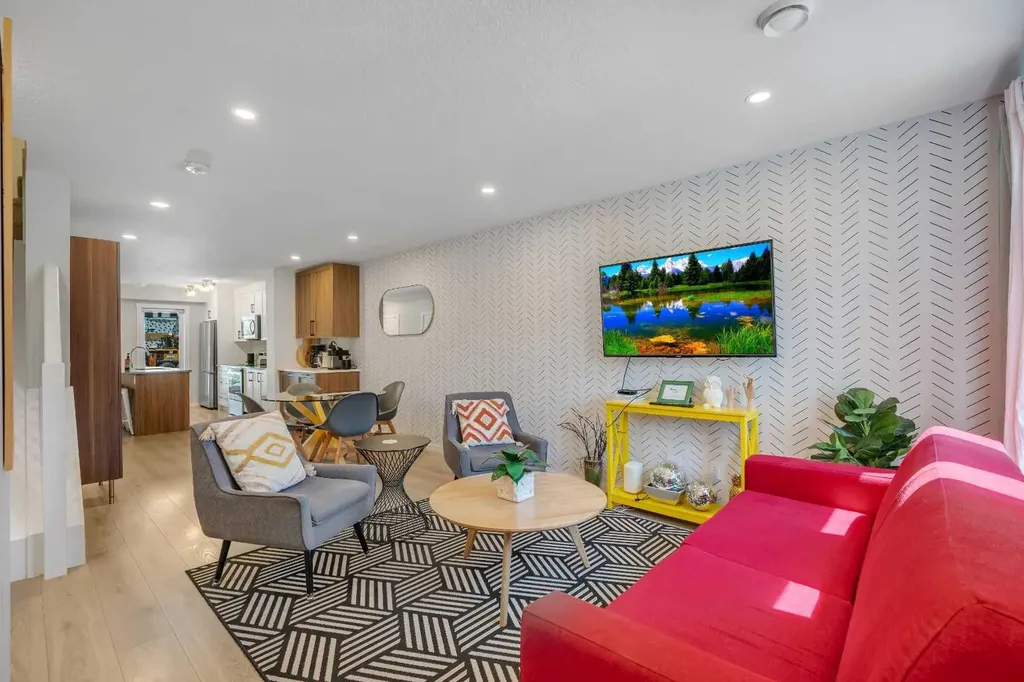 19500 37 Street SE Calgary AB T3M 2W9