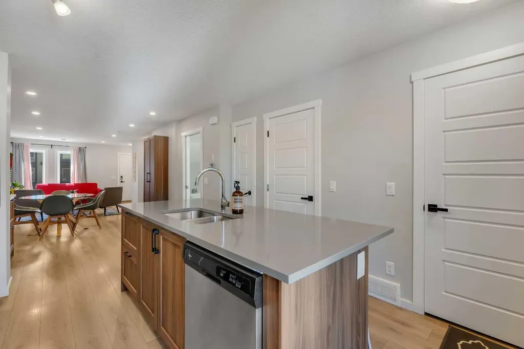 19500 37 Street SE Calgary AB T3M 2W9