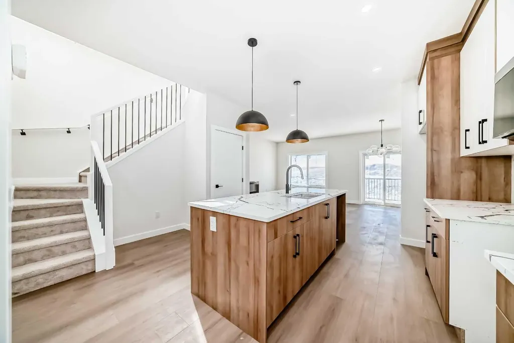 117 Baysprings Gardens SW Airdrie AB T4B 5C6