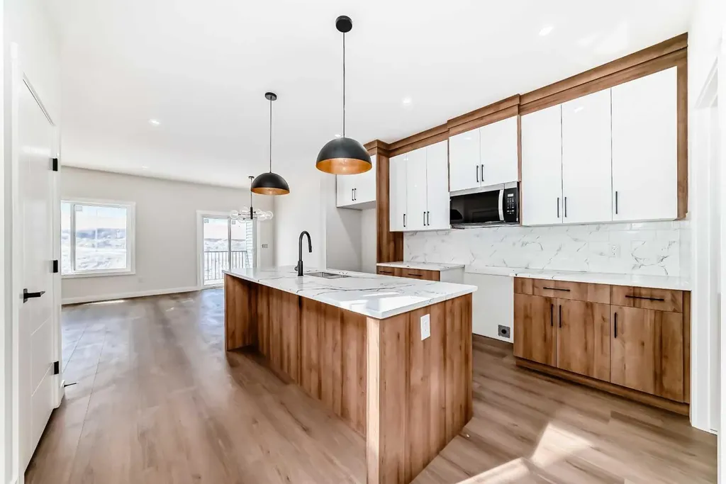 117 Baysprings Gardens SW Airdrie AB T4B 5C6