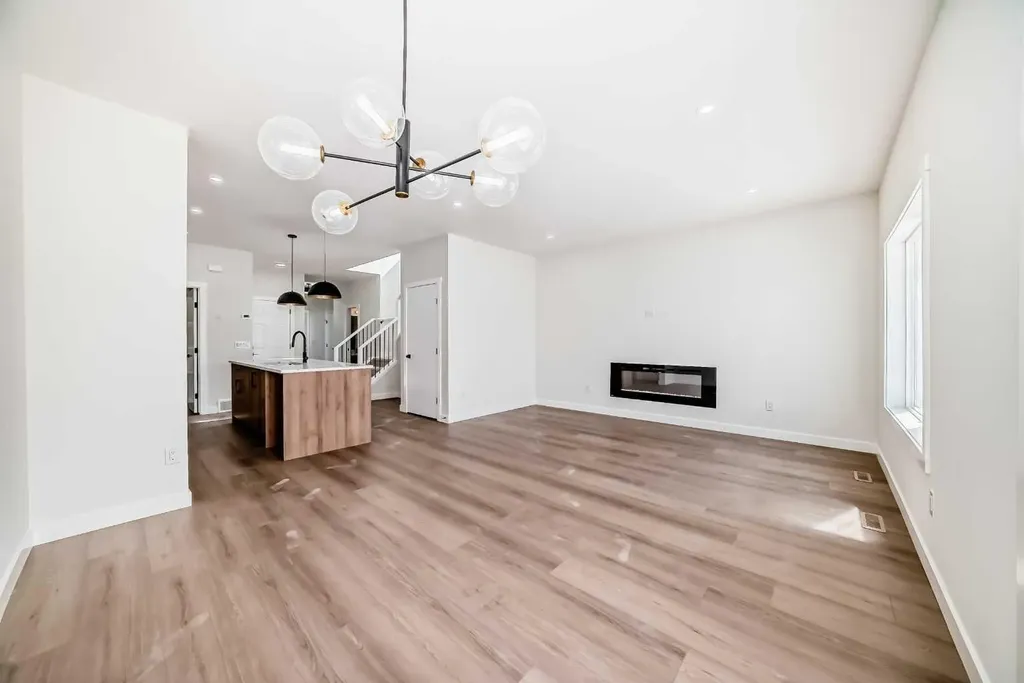 117 Baysprings Gardens SW Airdrie AB T4B 5C6