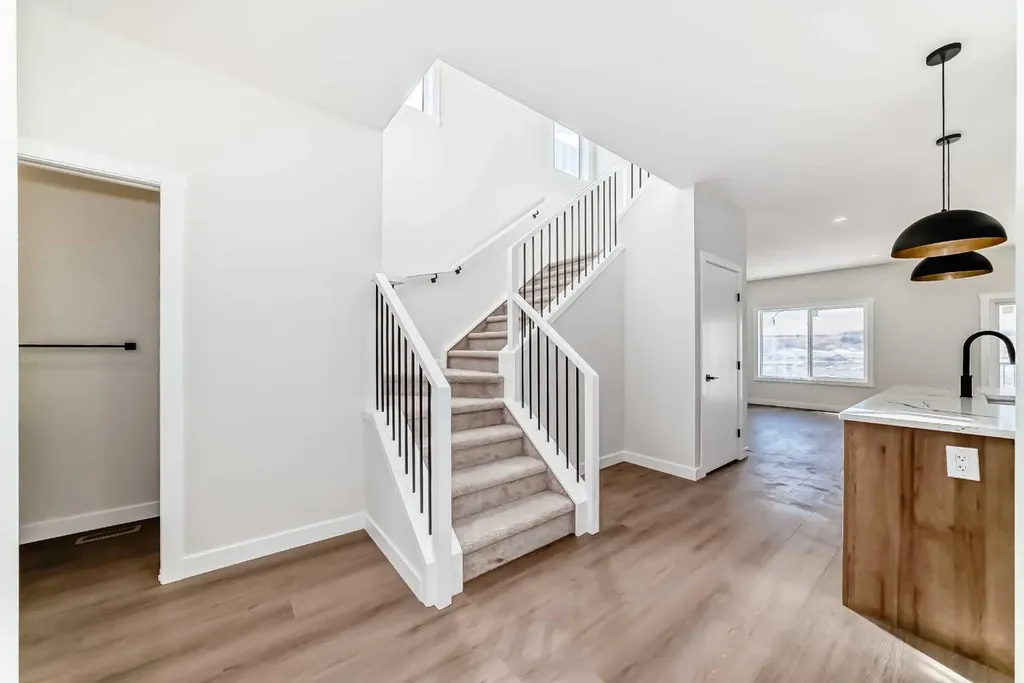 117 Baysprings Gardens SW Airdrie AB T4B 5C6