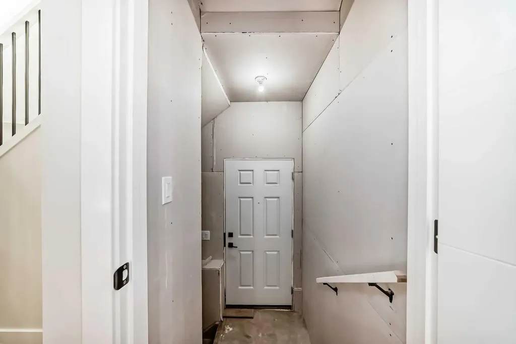 117 Baysprings Gardens SW Airdrie AB T4B 5C6