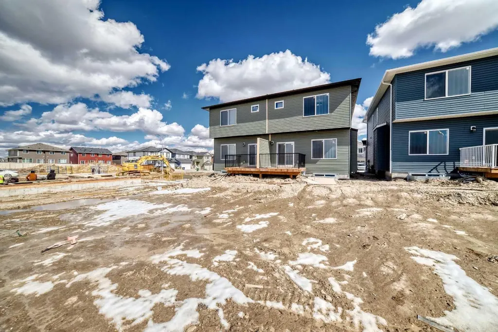 117 Baysprings Gardens SW Airdrie AB T4B 5C6