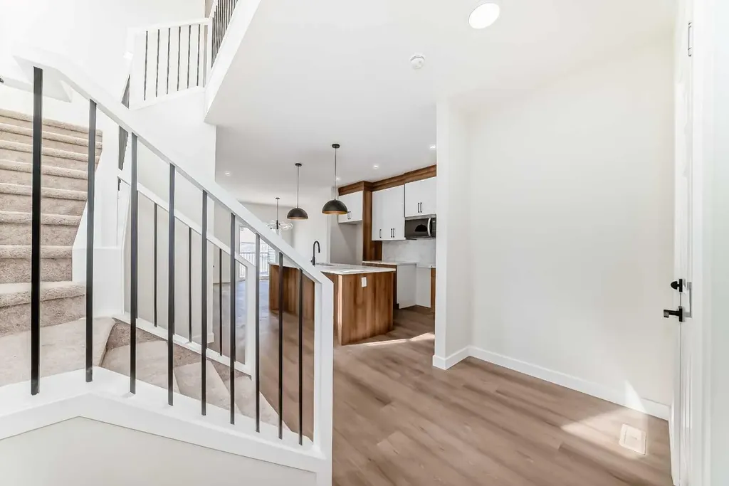 117 Baysprings Gardens SW Airdrie AB T4B 5C6