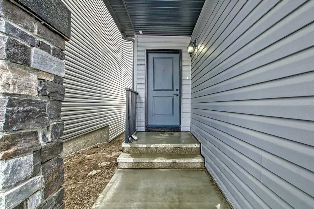 612 Seton Circle SE Calgary AB T3M 3G8