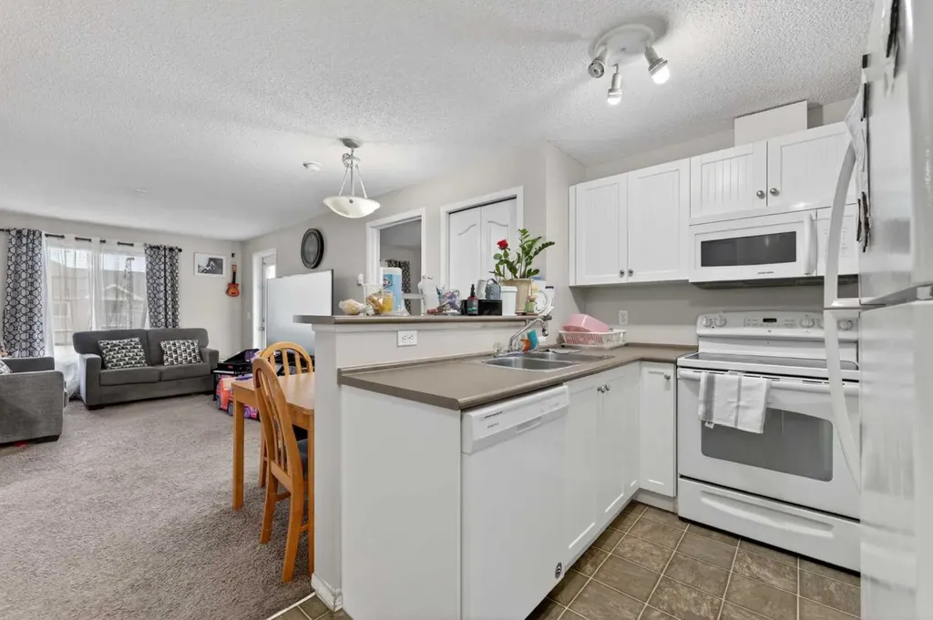 8 Bridlecrest Drive SW Calgary AB T2Y0H7