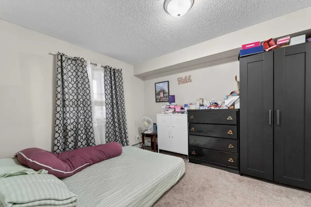 8 Bridlecrest Drive SW Calgary AB T2Y0H7