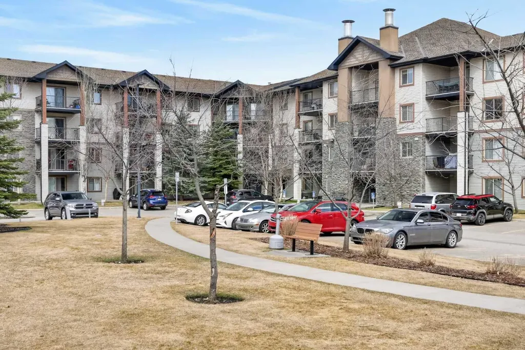 8 Bridlecrest Drive SW Calgary AB T2Y0H7