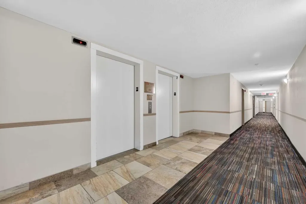 8 Bridlecrest Drive SW Calgary AB T2Y0H7