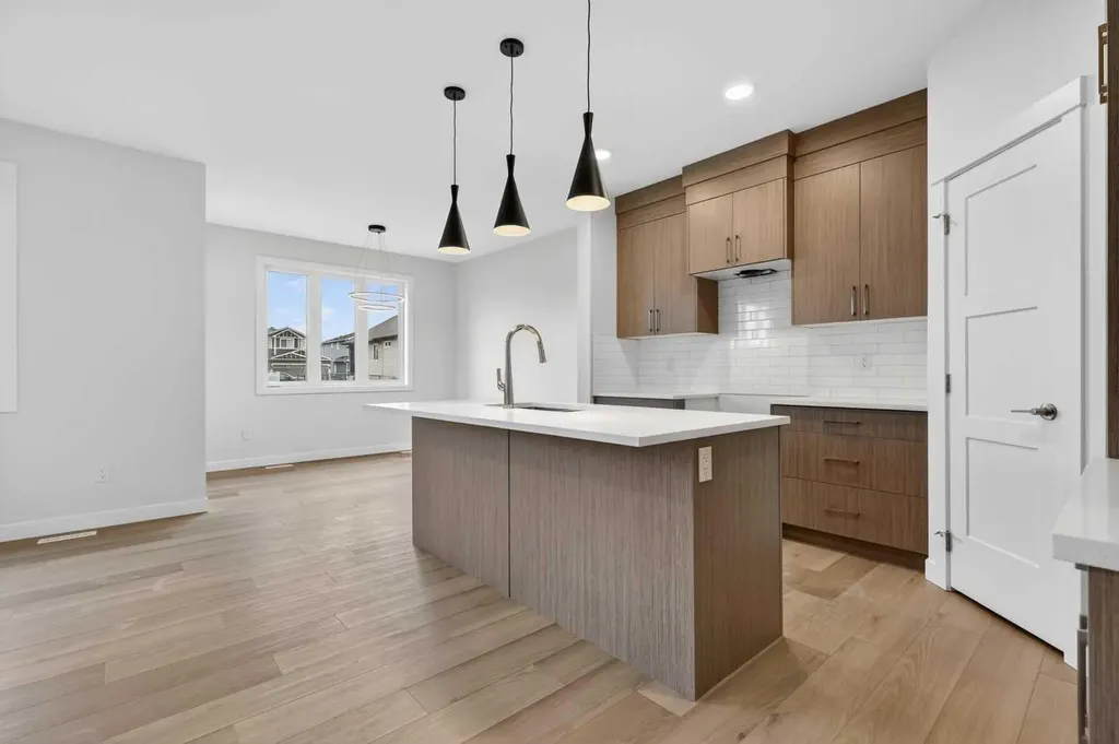 1149 Iron Ridge Avenue Crossfield AB T0M 0S0