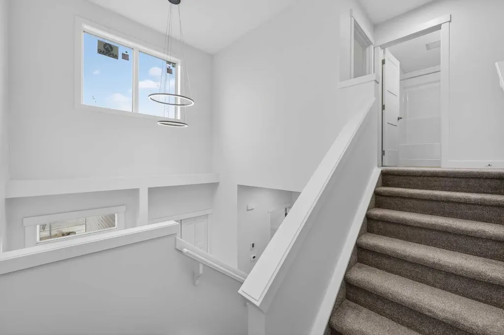 1149 Iron Ridge Avenue Crossfield AB T0M 0S0