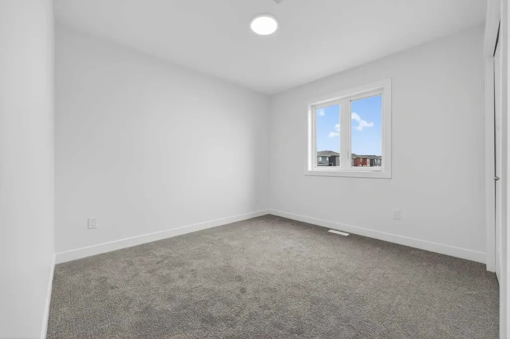 1149 Iron Ridge Avenue Crossfield AB T0M 0S0