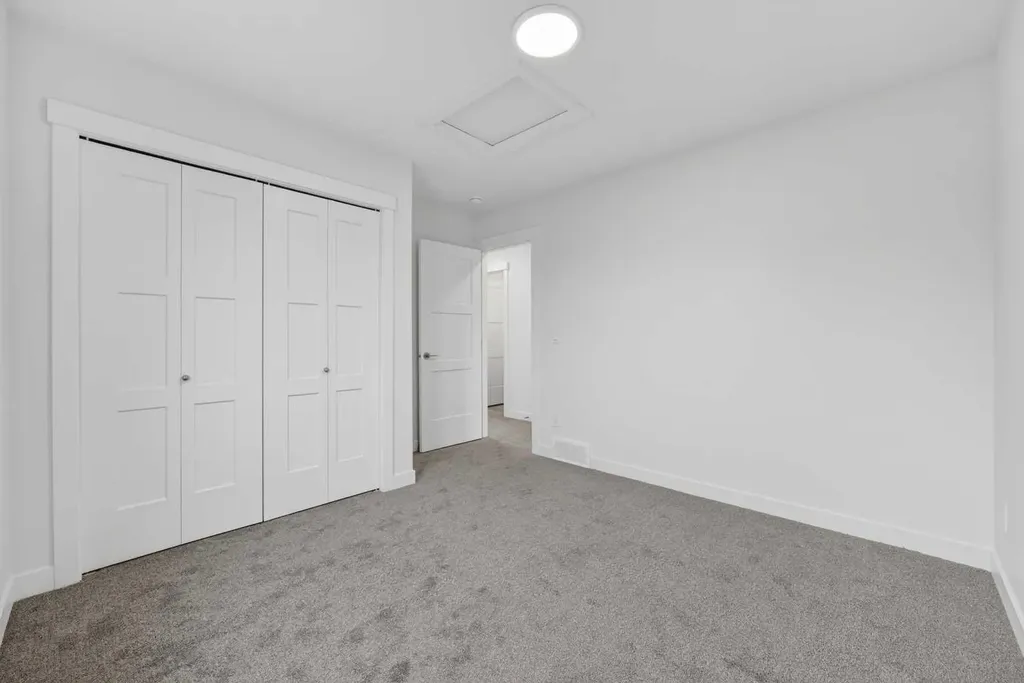 1149 Iron Ridge Avenue Crossfield AB T0M 0S0