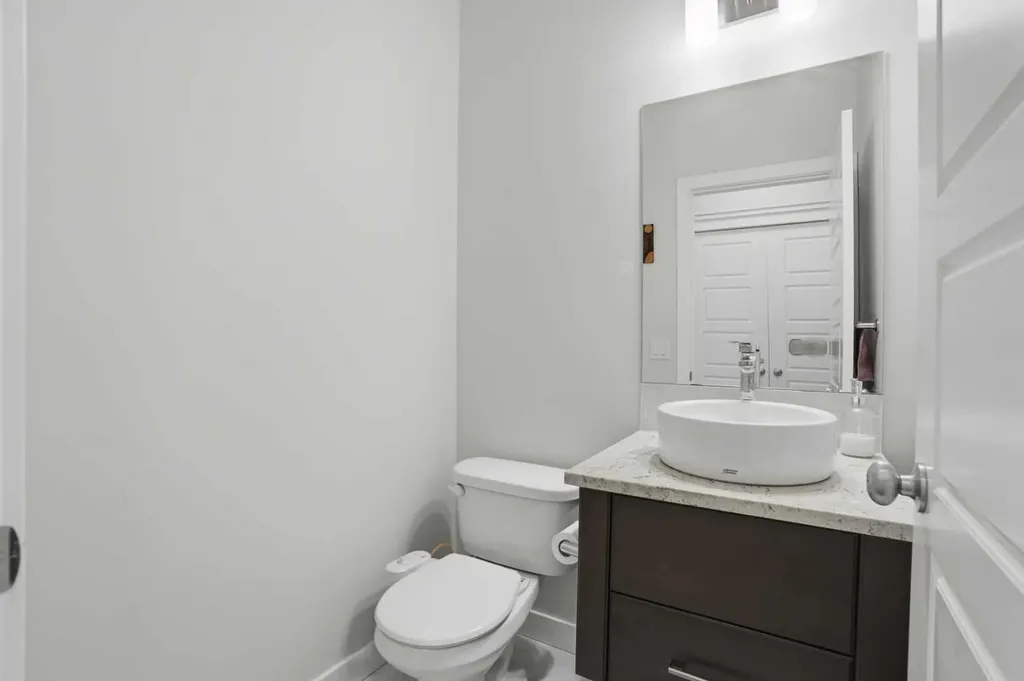 338 Red Sky Terrace NE Calgary AB T3N 1N1