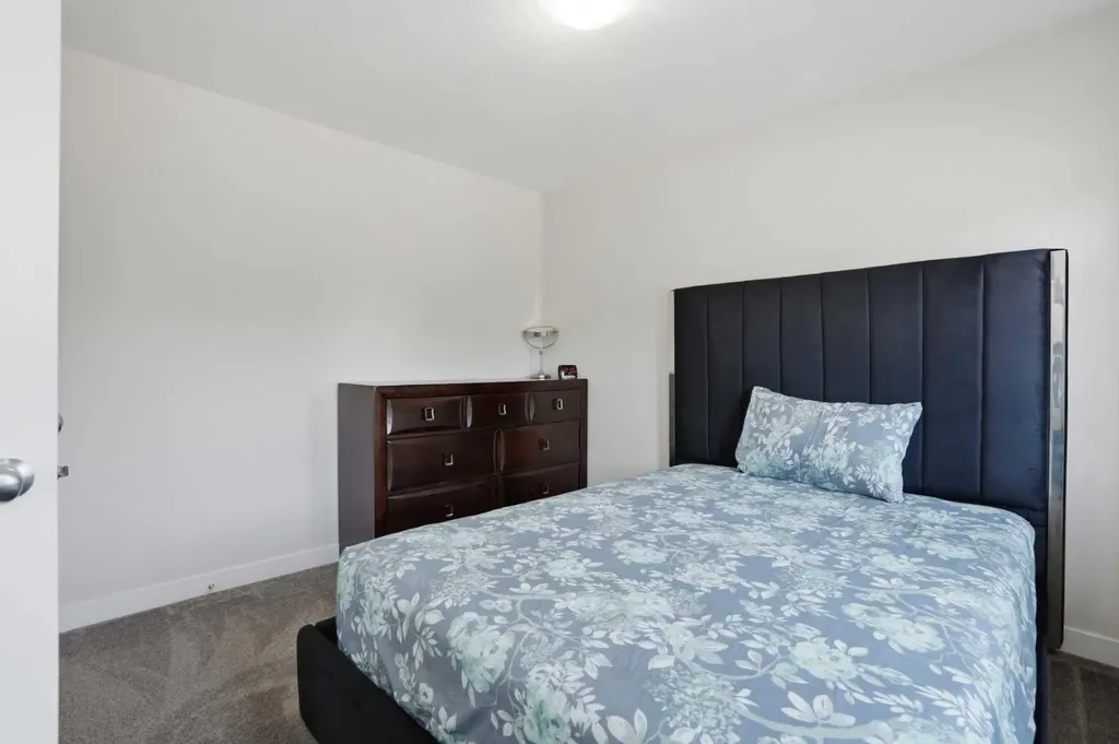 338 Red Sky Terrace NE Calgary AB T3N 1N1