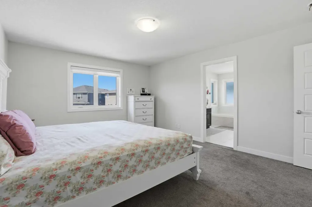 338 Red Sky Terrace NE Calgary AB T3N 1N1