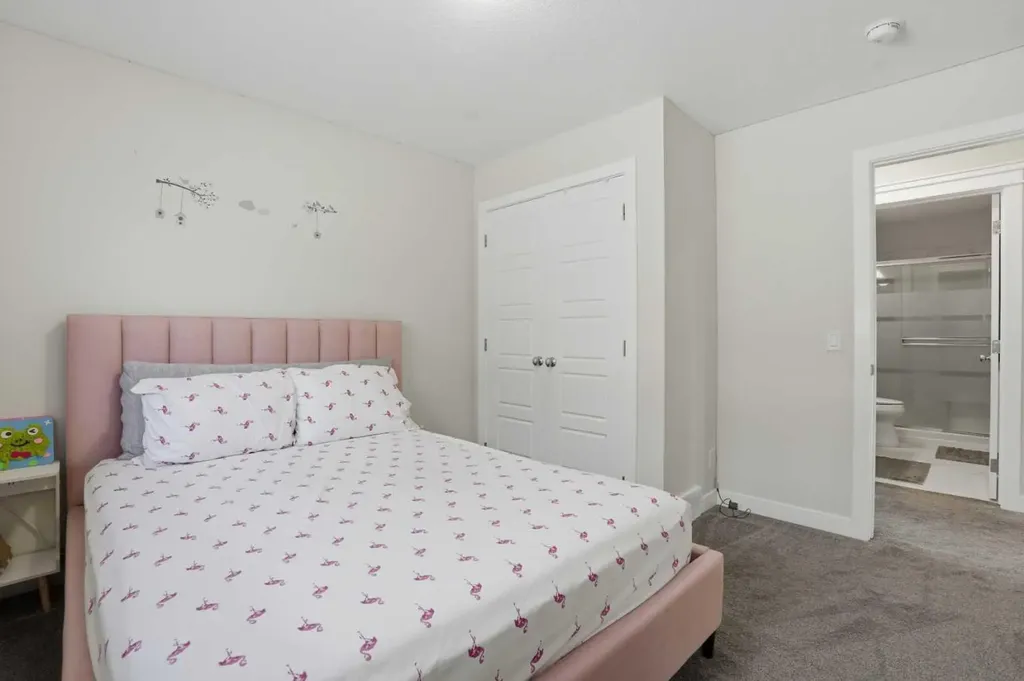 338 Red Sky Terrace NE Calgary AB T3N 1N1
