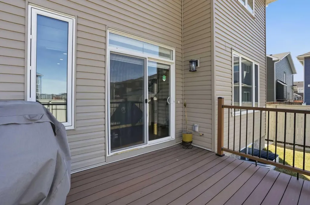 338 Red Sky Terrace NE Calgary AB T3N 1N1