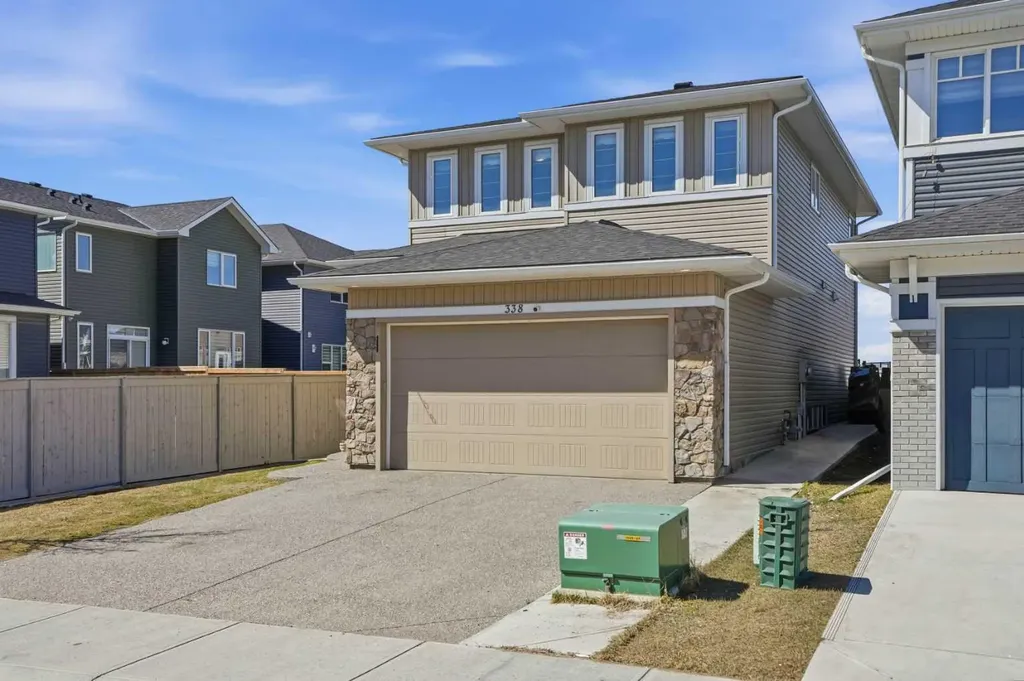 338 Red Sky Terrace NE Calgary AB T3N 1N1