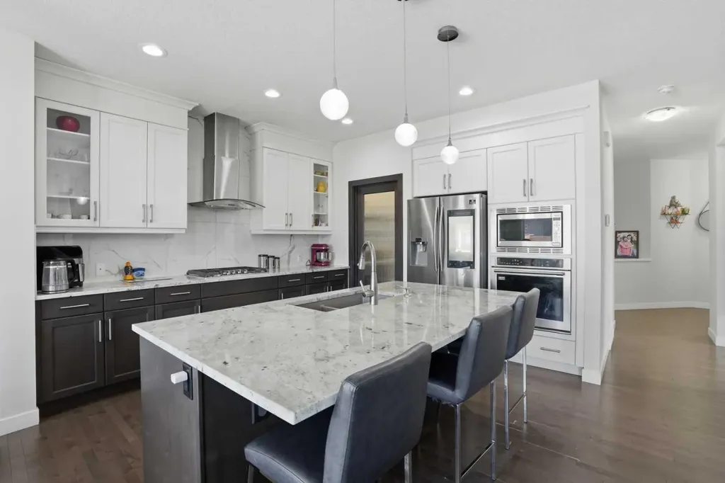 338 Red Sky Terrace NE Calgary AB T3N 1N1