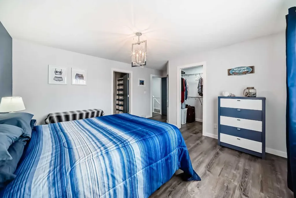 4603 Ryders Ridge Boulevard Sylvan Lake AB T4S 0G6