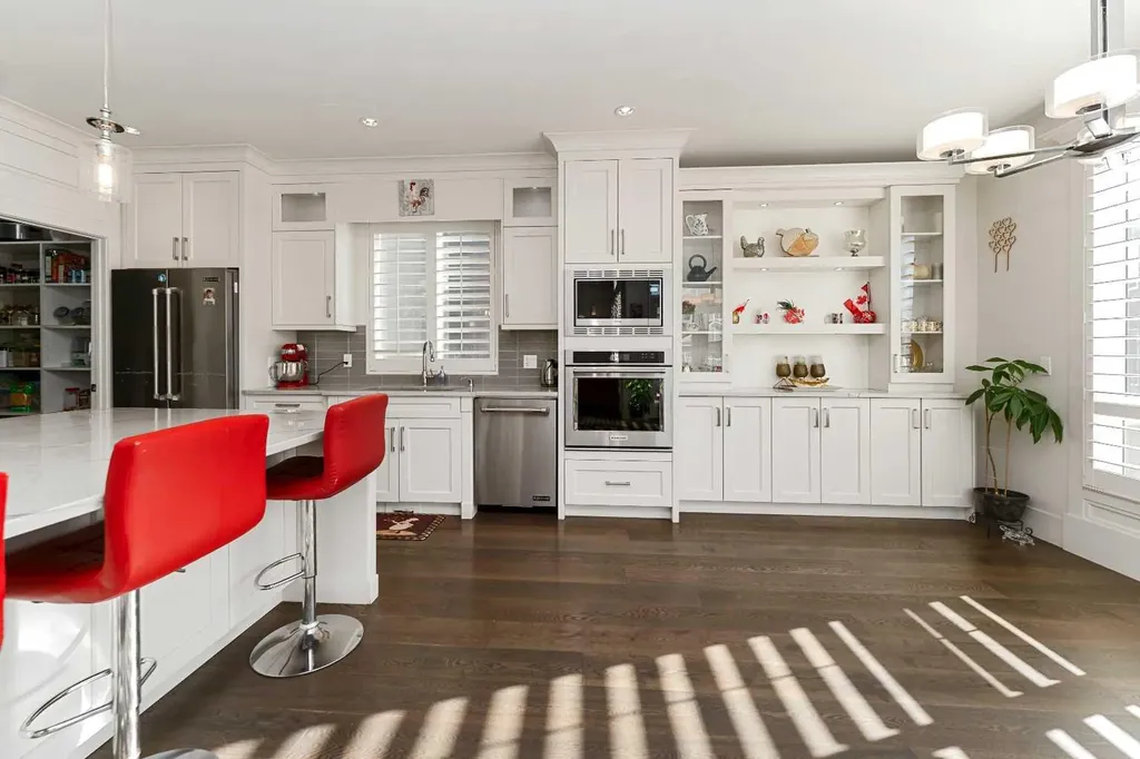 129 Kinniburgh Gardens Chestermere AB T1X0R7