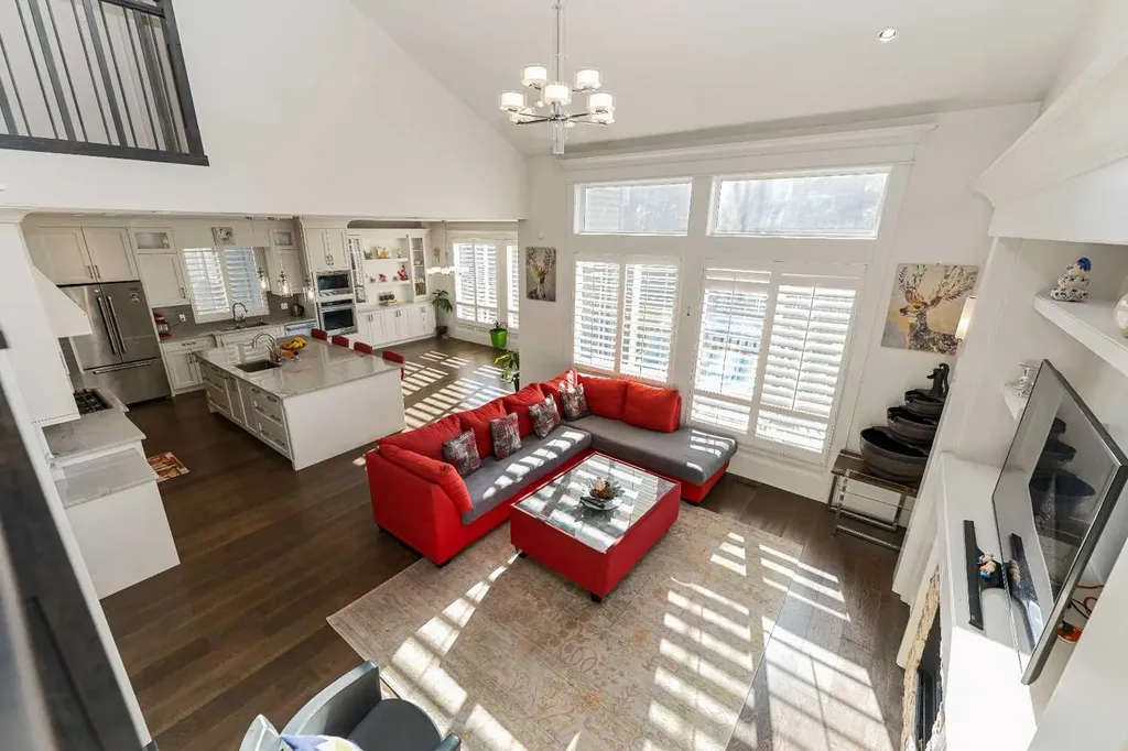 129 Kinniburgh Gardens Chestermere AB T1X0R7