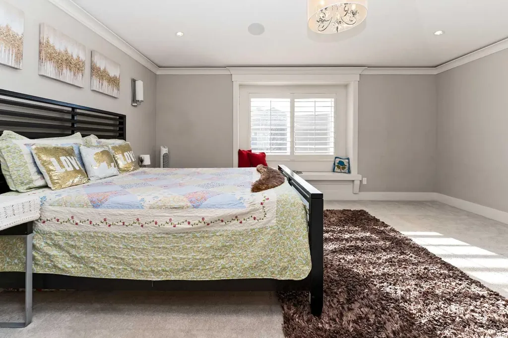 129 Kinniburgh Gardens Chestermere AB T1X0R7