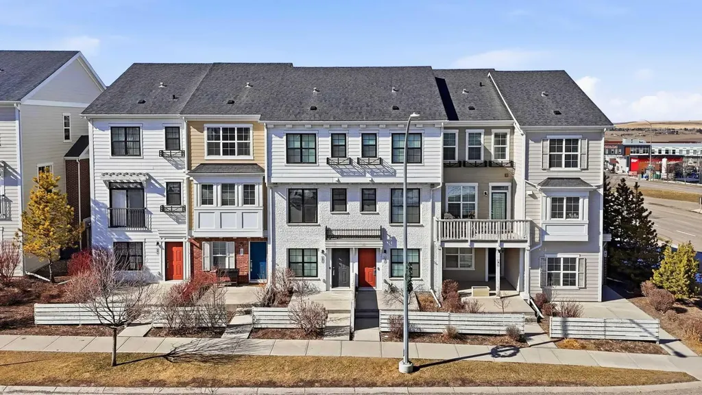 14 Nolan Hill Gate NW Calgary AB T3R 0T9