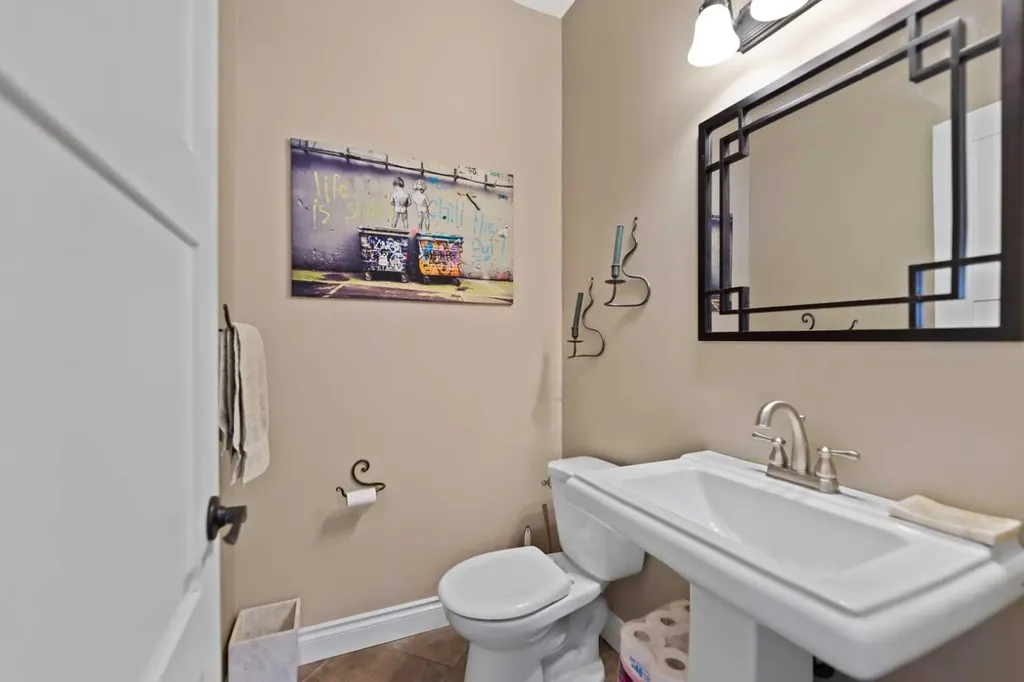 436 Ranchridge Bay NW Calgary AB T3G 1V6