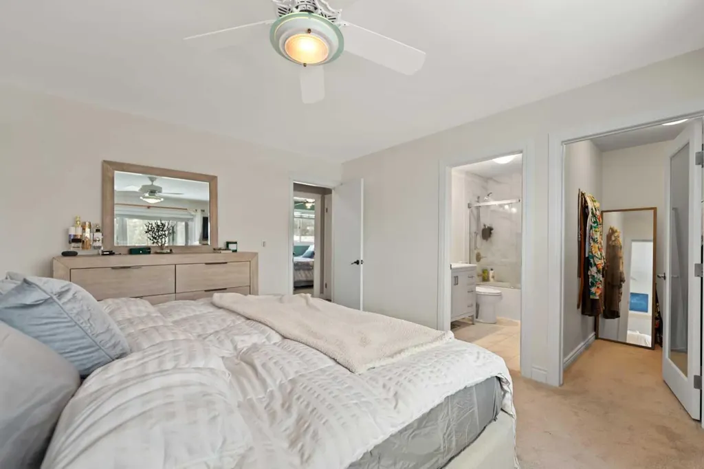 436 Ranchridge Bay NW Calgary AB T3G 1V6