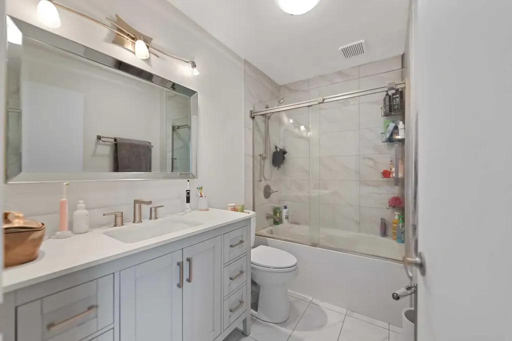436 Ranchridge Bay NW Calgary AB T3G 1V6