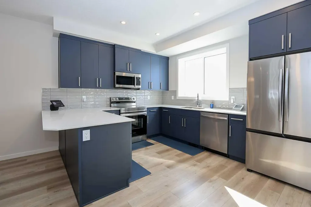 25 Lake Street Rural Red Deer County AB T4E 3C9