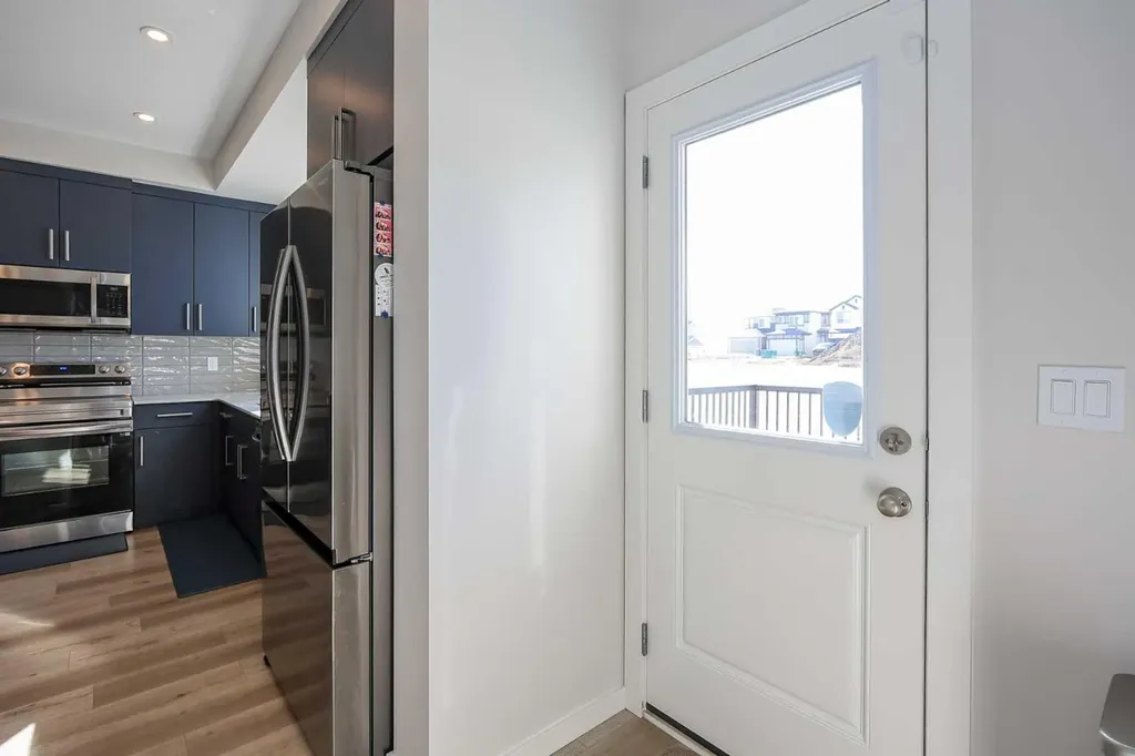 25 Lake Street Rural Red Deer County AB T4E 3C9