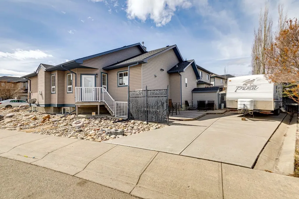 937 Cimarron Park Close Okotoks AB T1S2E6