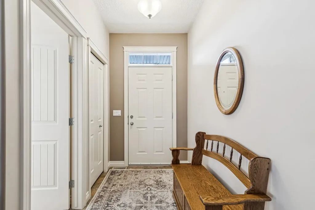 937 Cimarron Park Close Okotoks AB T1S2E6