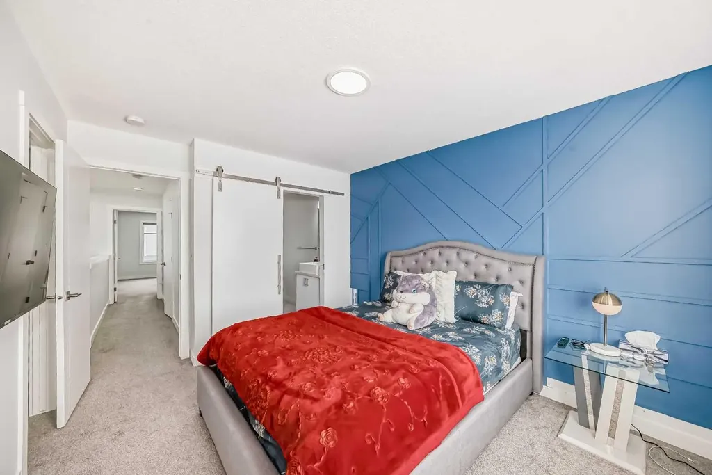 95 Skyview Close NE Calgary AB T3N 1X2