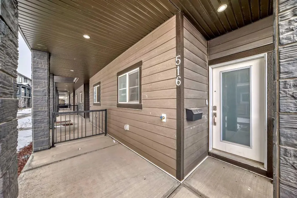 95 Skyview Close NE Calgary AB T3N 1X2