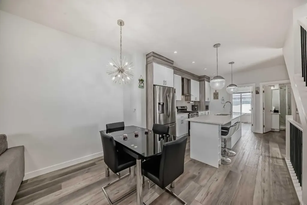 95 Skyview Close NE Calgary AB T3N 1X2